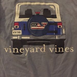 Men’s vineyard vines shirt